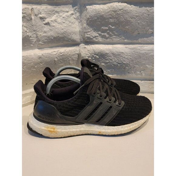 Adidas Ultra Boost 4.0 Core Black Women's size 6 - Picture 1 of 9